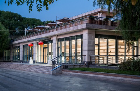 百纳千成办公楼设计装修案例